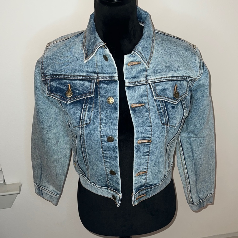 Windbreaker teen’s L (16-18) cropped jean jacket Women’s Sz S